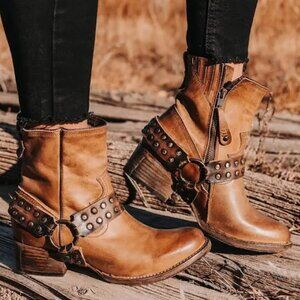 Freebird By Steven Ramone Tan Size 9 EUC